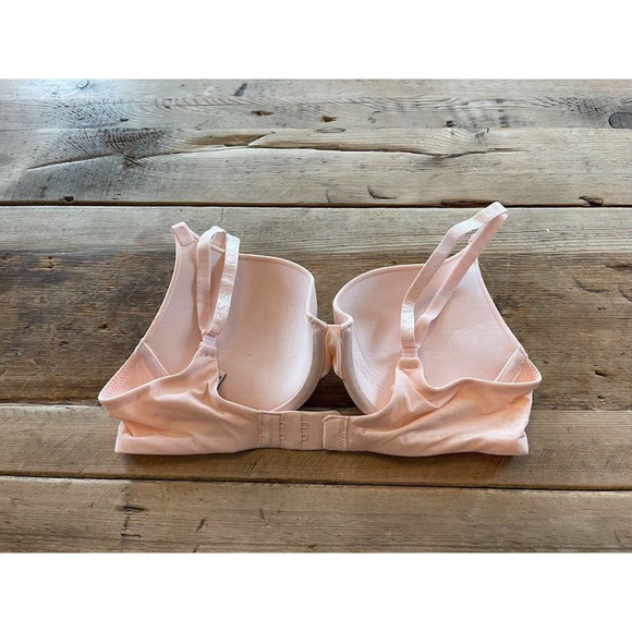 Victoria's Secret Purest Pink 34B The T-shirt Push-Up Perfect Shape Bra - Picture 2 of 2